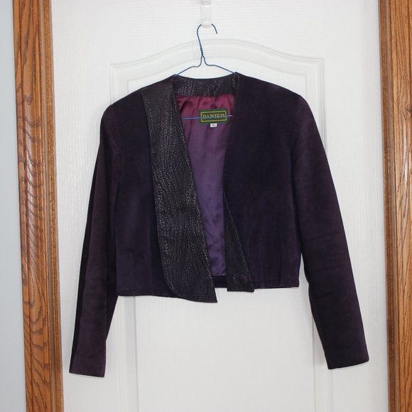 Danier Suede Crop Jacket - Picture 4 of 13